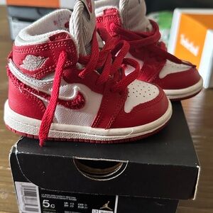 Nike Air Jordan 1 Newstalgia